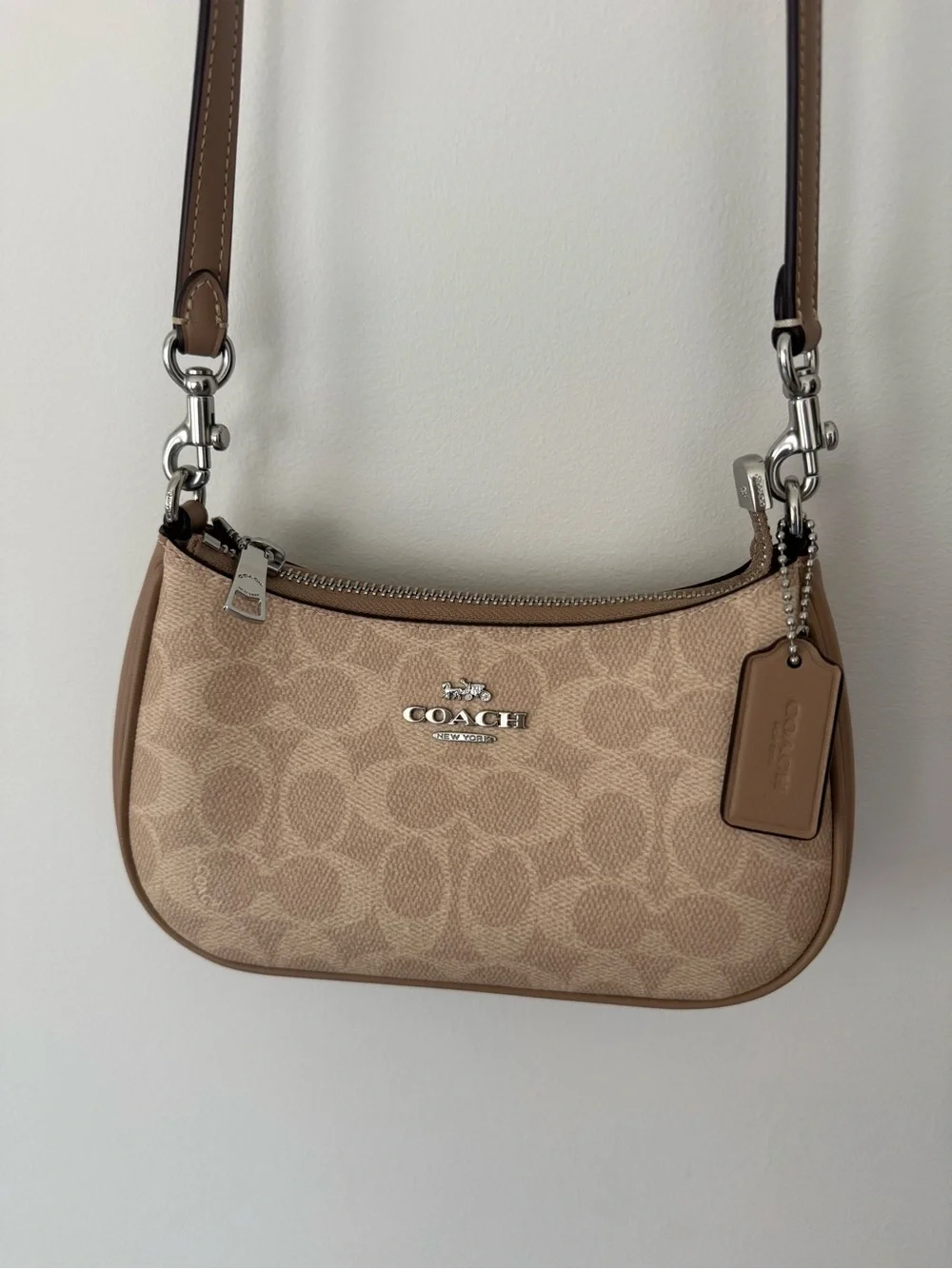 Coach mini Teri crossbody